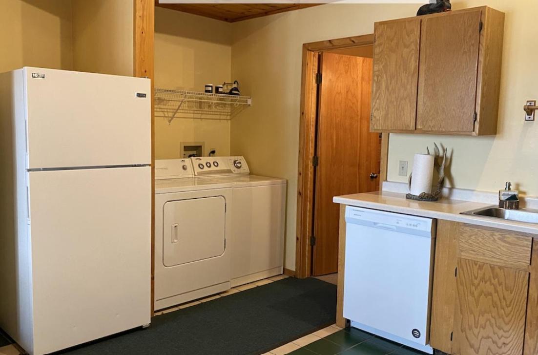 Gunflint Lodge แกรนด์มาเรส์ ภายนอก รูปภาพ