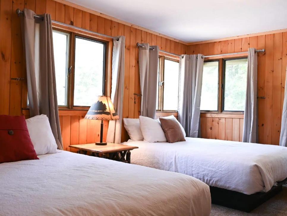 Gunflint Lodge แกรนด์มาเรส์ ภายนอก รูปภาพ
