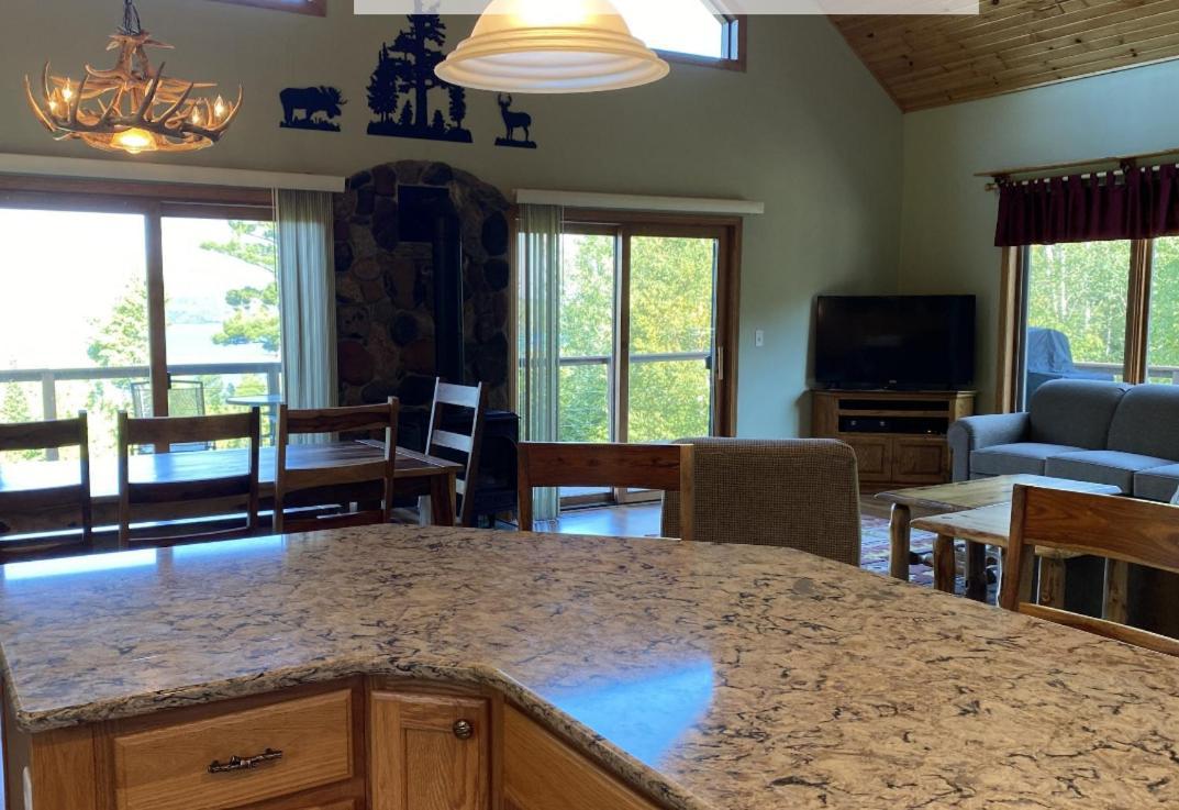 Gunflint Lodge แกรนด์มาเรส์ ภายนอก รูปภาพ