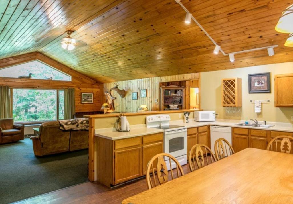 Gunflint Lodge แกรนด์มาเรส์ ภายนอก รูปภาพ